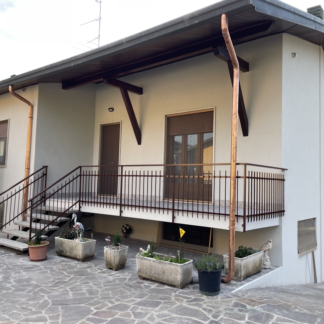 Rifacimento delle facciate e rifacimento dei balconi di un immobile unifamiliare a Busto Arsizio